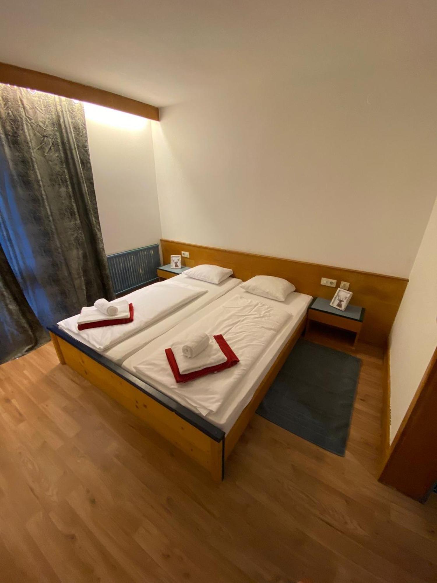 Marina Alpen Haus Ξενοδοχείο Τσελ αμ Ζέε Εξωτερικό φωτογραφία