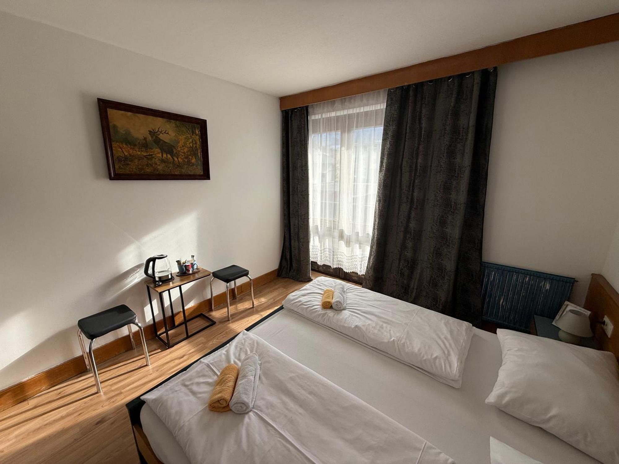 Marina Alpen Haus Ξενοδοχείο Τσελ αμ Ζέε Εξωτερικό φωτογραφία